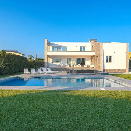Villa Opulentia Piscine Vista Mare Szirakúza