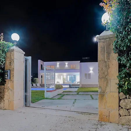 Opulentia Piscine Vista Mare Вилла *